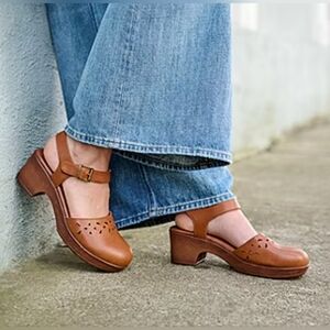 b.o.c Women's Jasmine Round Toe Mary Jane Brown Shoes Size: 9